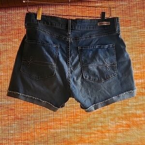 Levis Denizen High-Rise Shorts